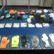 PPE gloves trainning scence